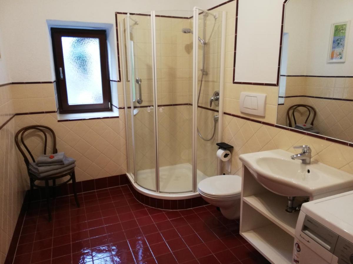Haus Moeltner - Apartment Aviam Caldaro Eksteriør billede